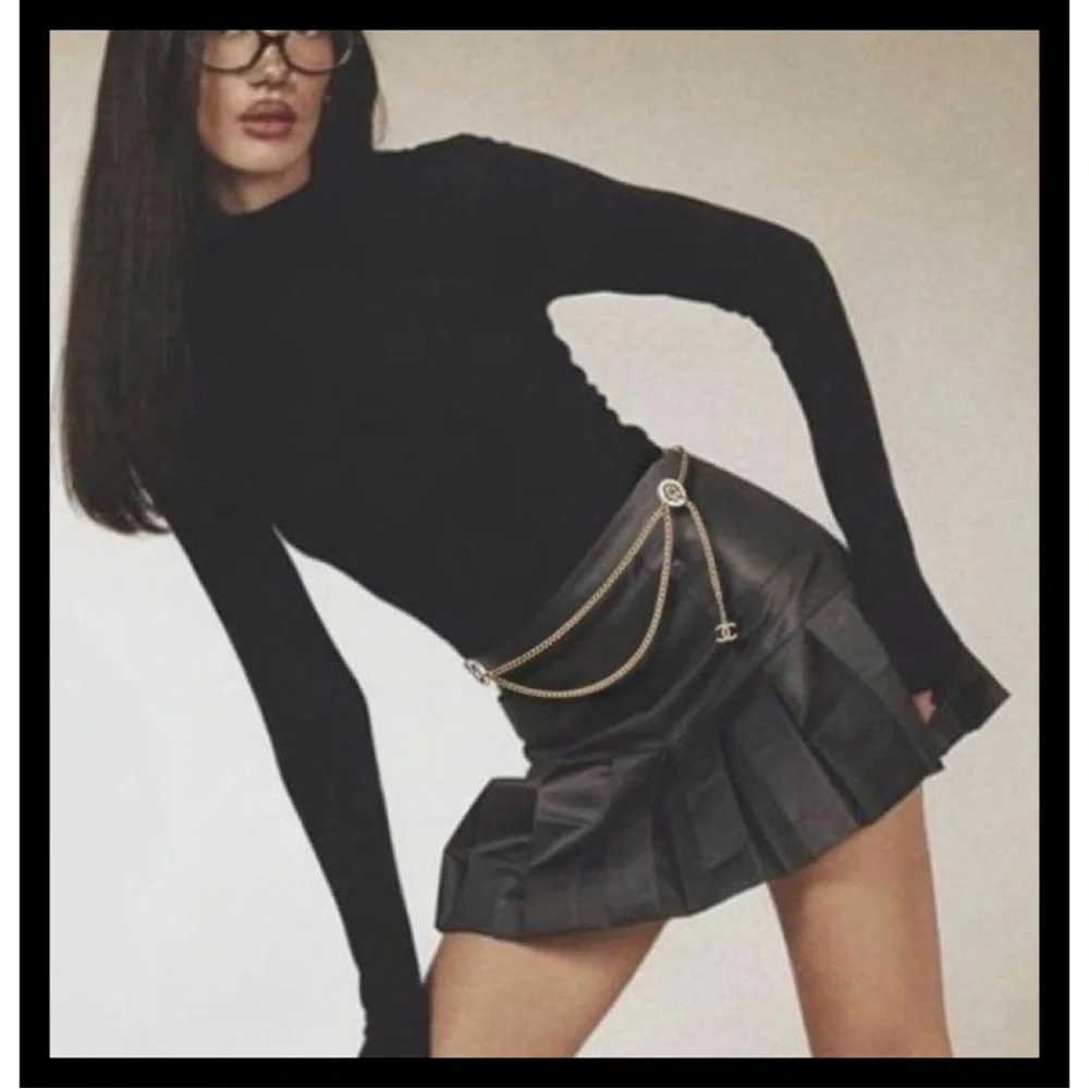 CHANEL elevate your